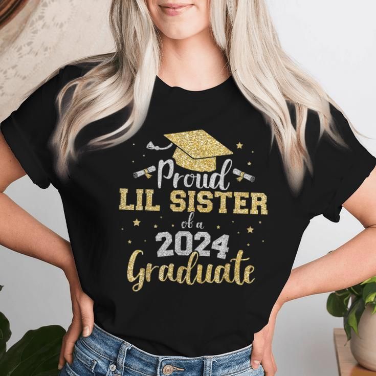 Proud Lil Sister Class Of 2024 Graduate Senior Graduation Women T-shirt Gifts for Her