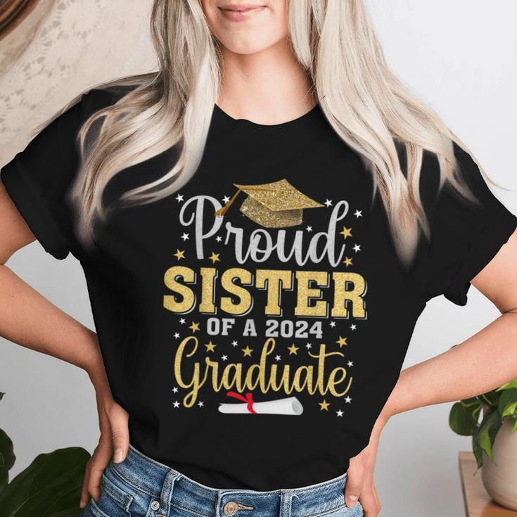 Proud Sister Of A 2024 Graduate Graduation Family Women T-shirt Gifts for Her