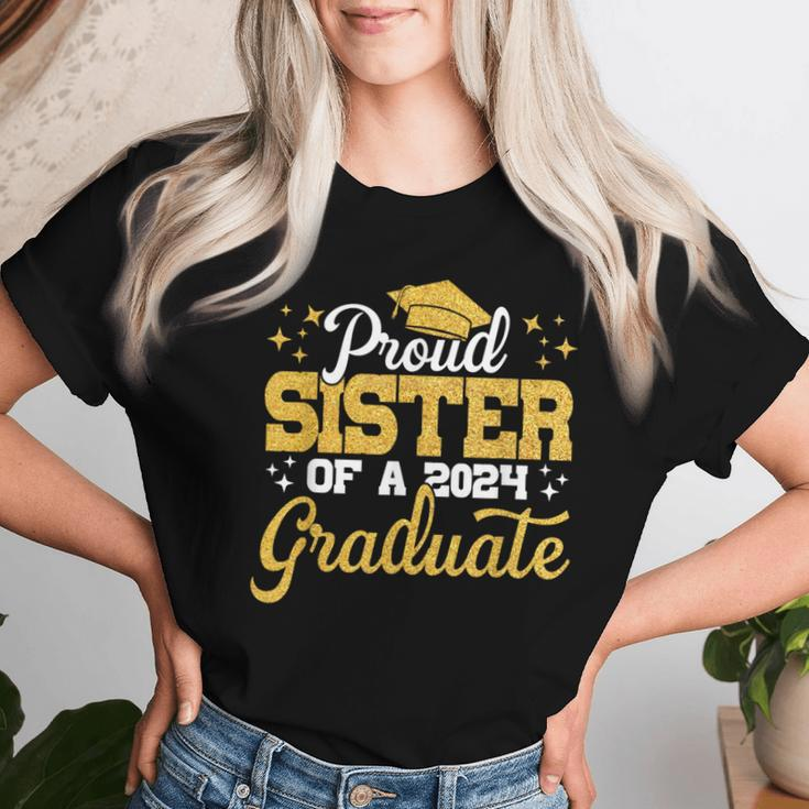Proud Sister Of A Class Of 2024 Graduate Senior Sister 24 Women T-shirt Gifts for Her