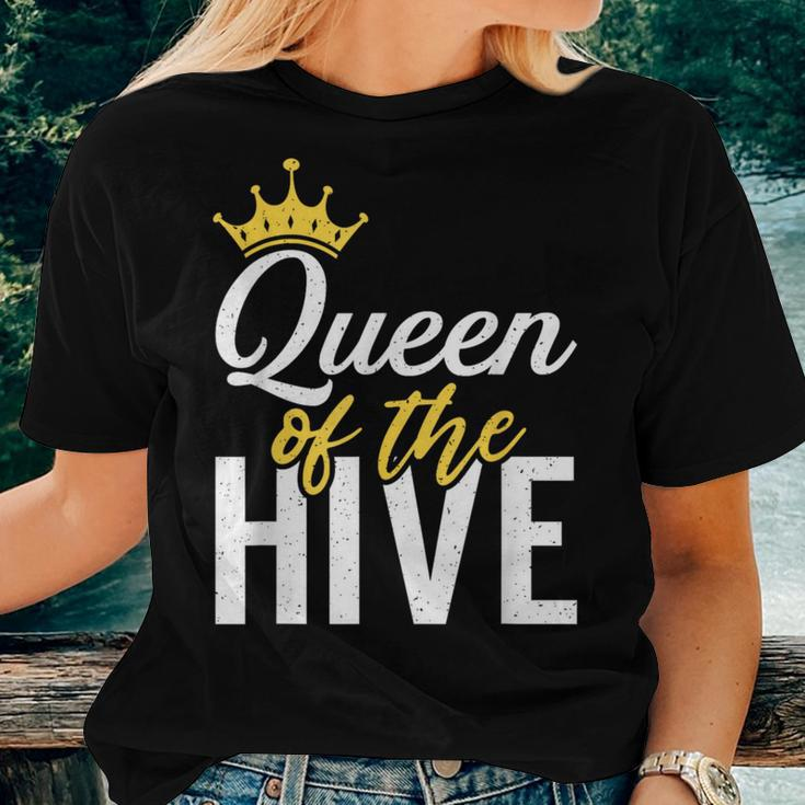 Queen Of The Hive Bee Lover Beekeeping Women T-shirt Gifts for Her