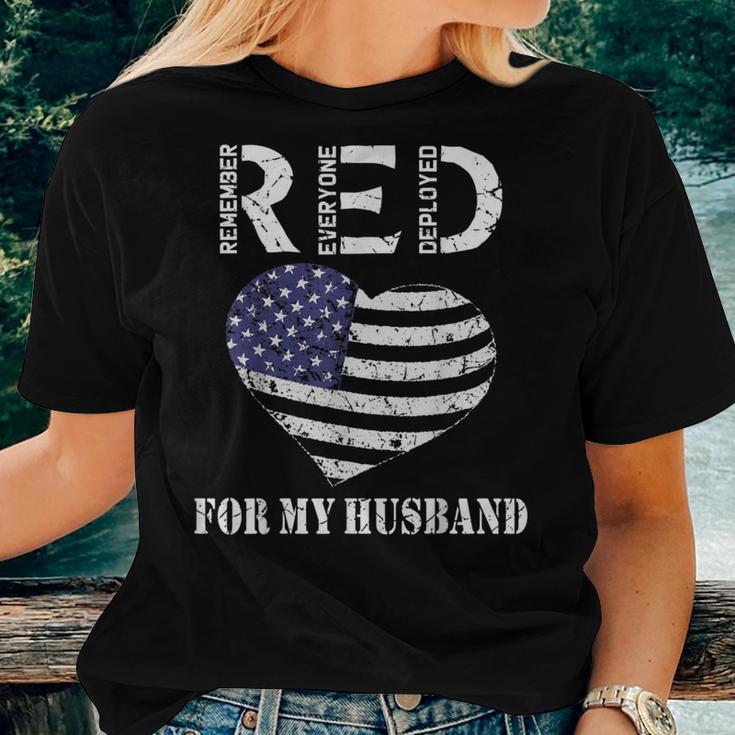 Red Friday For My Deployed Husband Military Wife Heart Flag Women T-shirt Gifts for Her