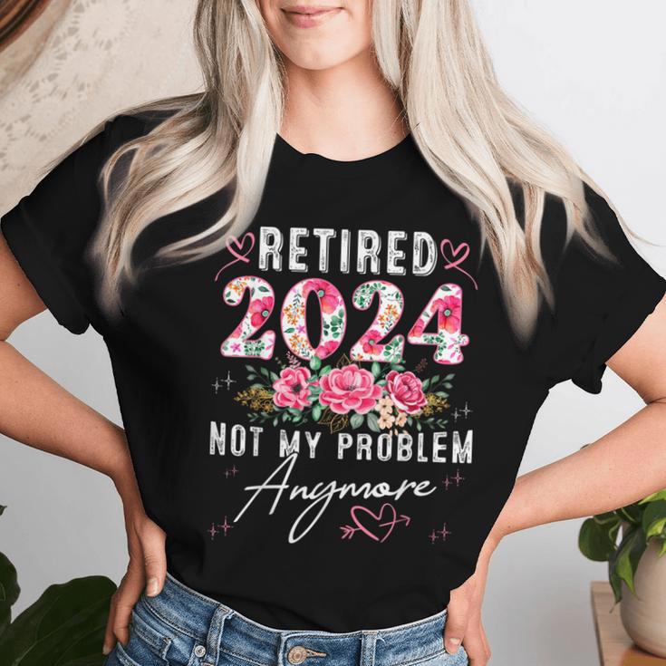 Retired 2024 Retirement For 2024 Floral Women T-shirt Gifts for Her