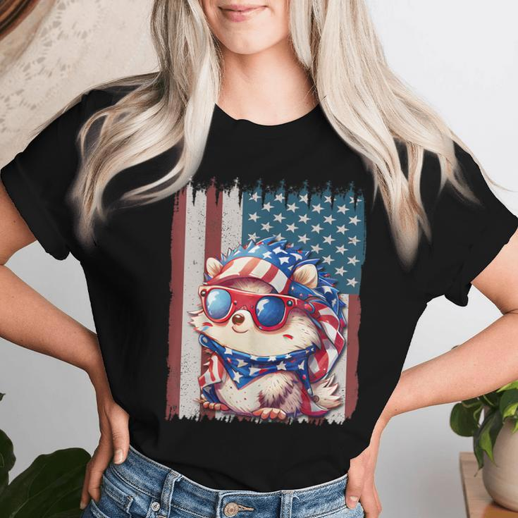 Retro American Flag Hedgehog Dad Mom 4Th Of July Women T-shirt Gifts for Her