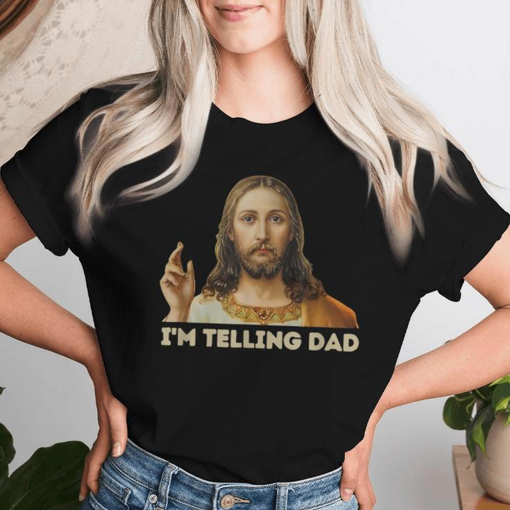 Retro I'm Telling Dad Religious Christian Jesus Women T-shirt Gifts for Her