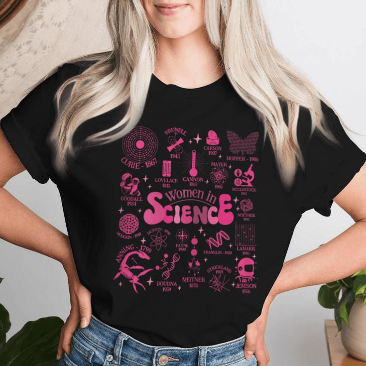 Retro In Science In Stem Science Teacher Women T-shirt Gifts for Her