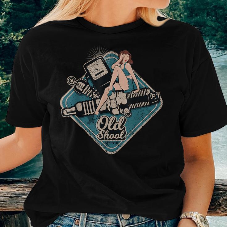 Rockabilly Pin Up Girl Gas Station Old School Repair Rock Women T-shirt Gifts for Her