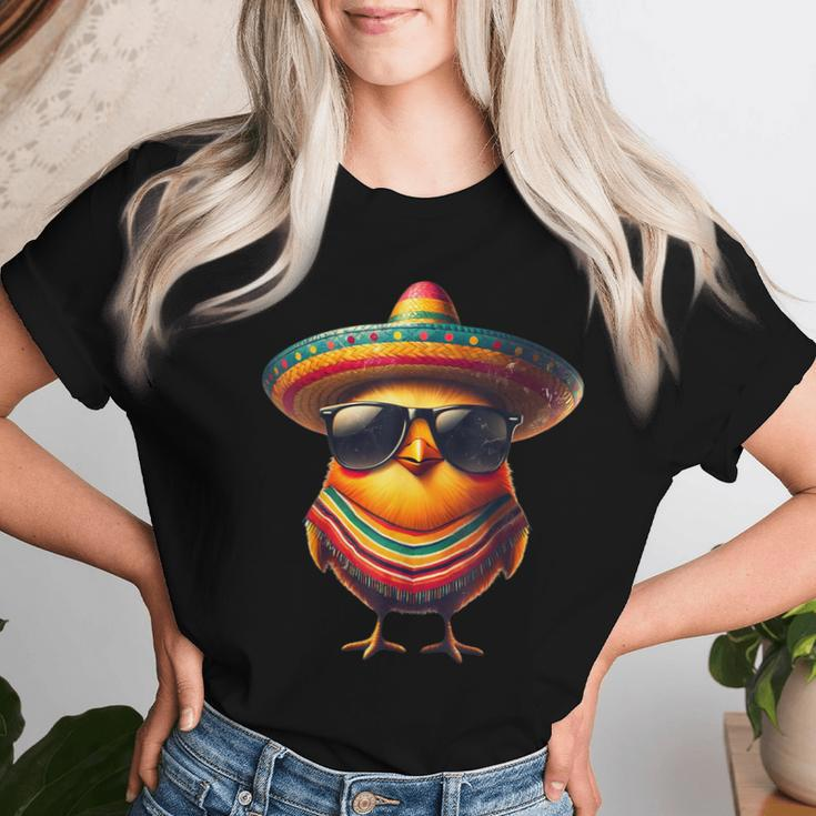 Rooster Mexican Cinco De Mayo Chicken Lover Women T-shirt Gifts for Her