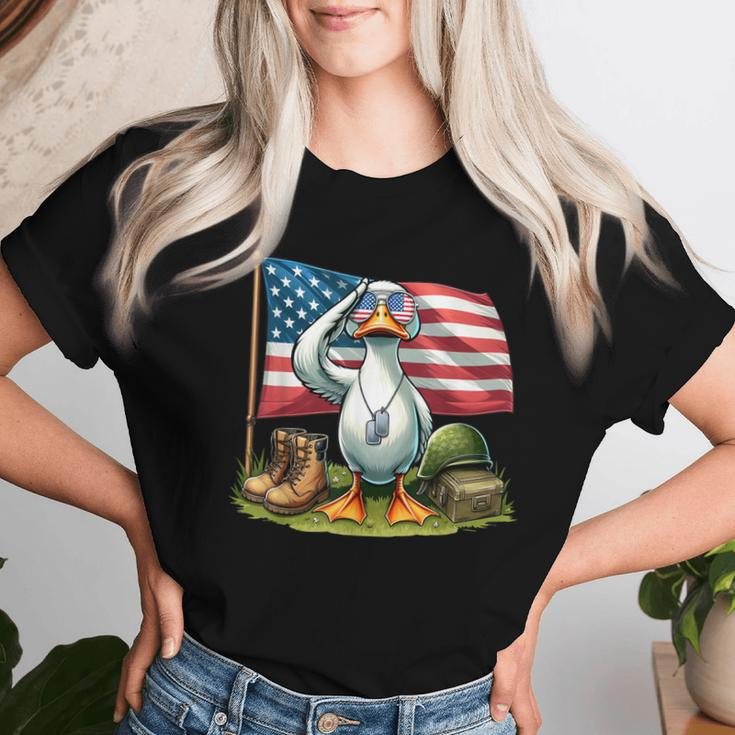 Salute Duck American Usa Flag Memorial Day 4Th Of July Women T-shirt Gifts for Her