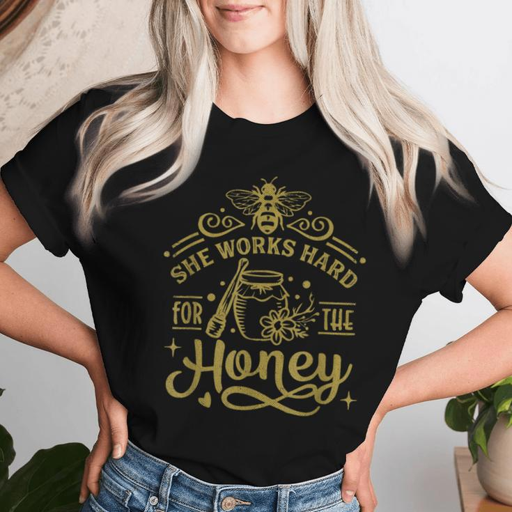 She Works Hard For The Honey Beekeeping Bee Keeper Women T-shirt Gifts for Her