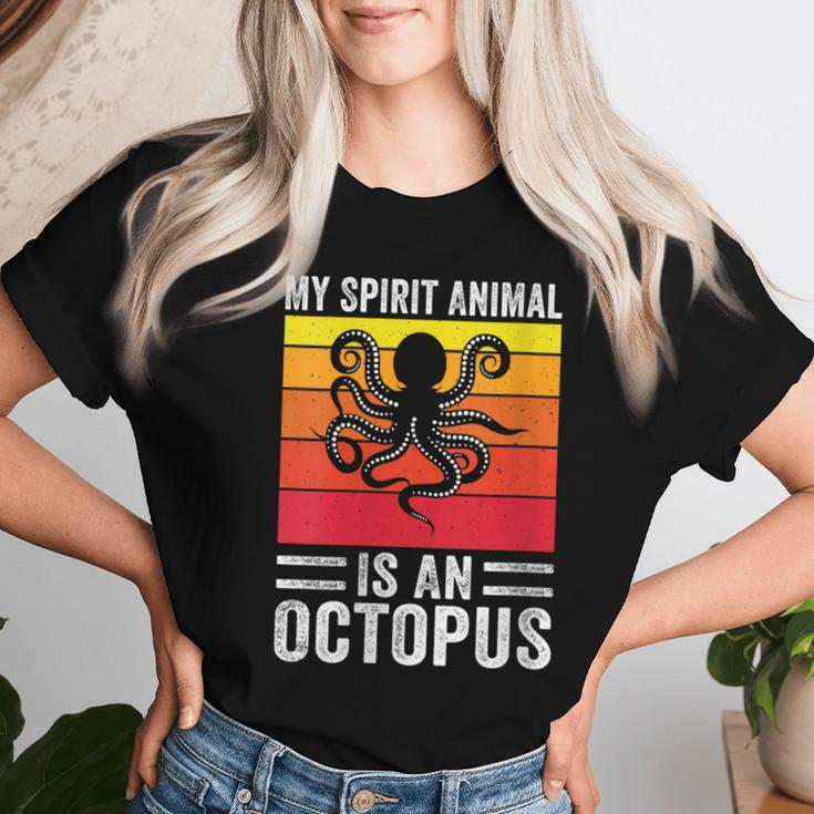 My Spirit Animal Is An Octopus Retro Vintage Women T-shirt Gifts for Her