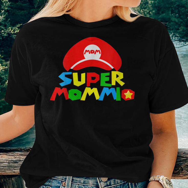 Super-Mommio Mom Mommy Mother Video Game Lovers Women T-shirt Gifts for Her