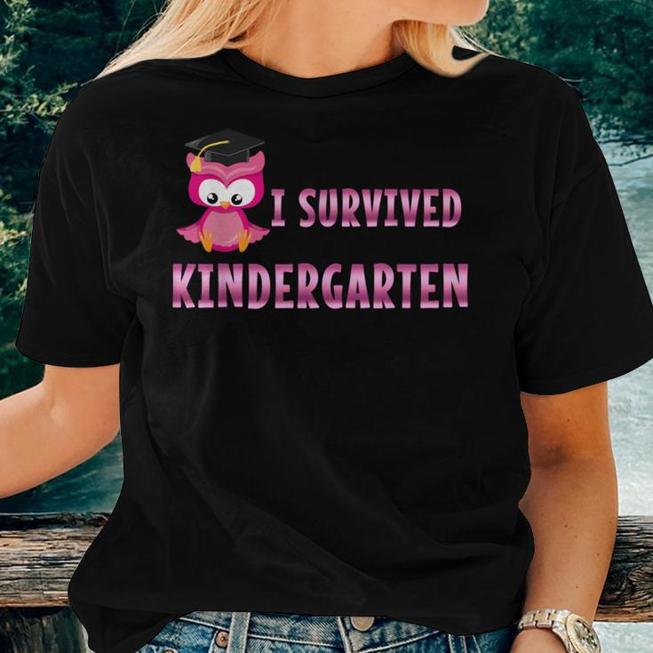 I Survived Kindergarten Owl Grade School Graduation Women T-shirt Gifts for Her