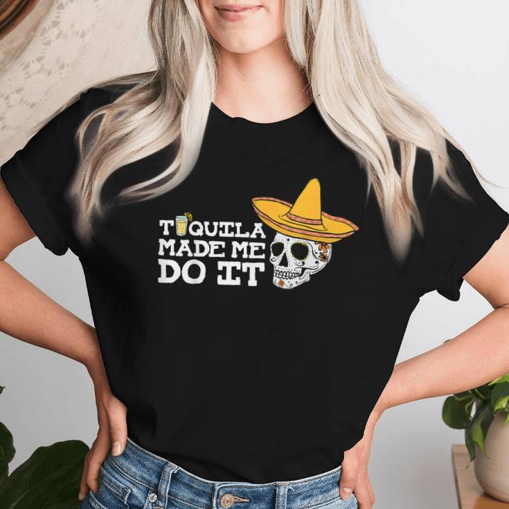 Tequila Made Me Do It Drinking Drunk Women T-shirt Gifts for Her