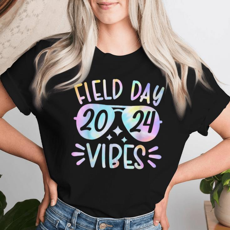 Tie Dye Field Day Vibes For Teacher Kid Field Day 2024 Women T-shirt Gifts for Her