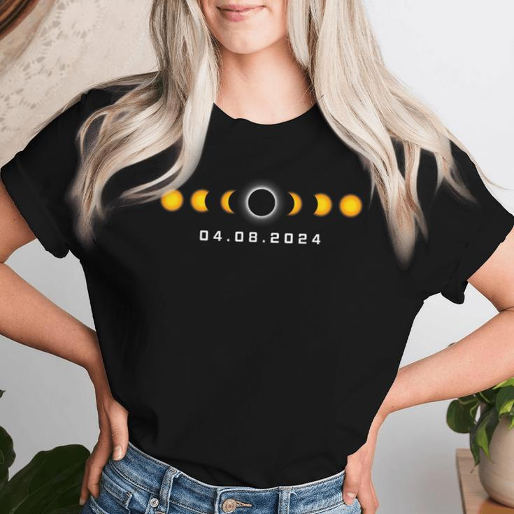 Total Solar Eclipse Boy Girl April 8Th 2024 Women T-shirt Gifts for Her