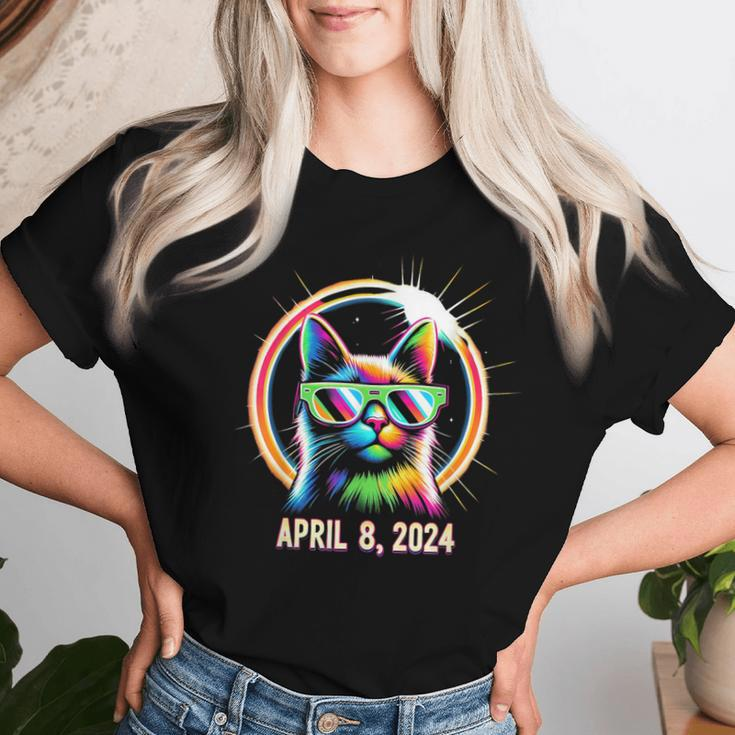 Twice In A Lifetime Total Solar Eclipse 2024 Cat Women T-shirt Gifts for Her