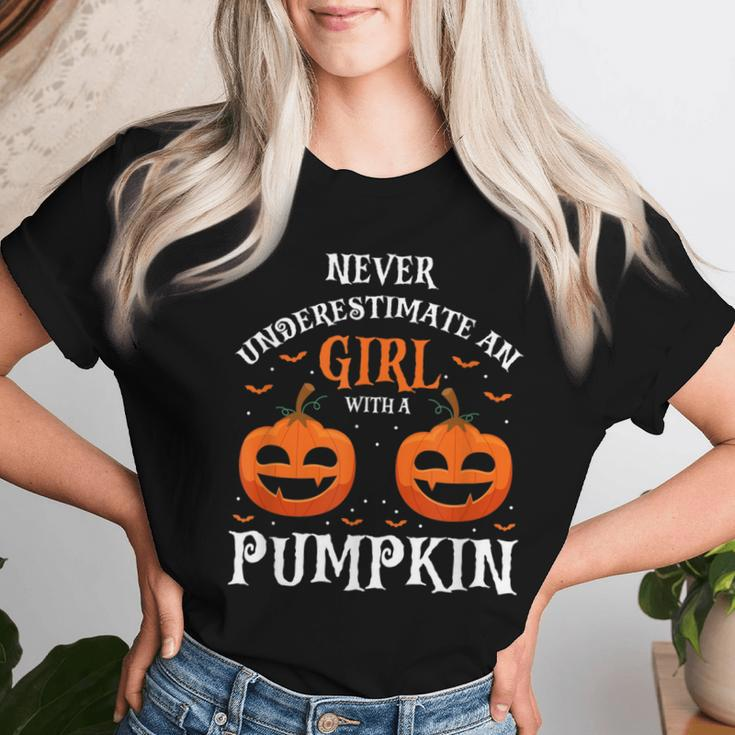Never Underestimate A Girl With A Pumpkin Present Women T-shirt Gifts for Her