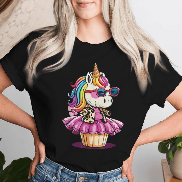 Unicorn Cupcake Cute Leopard Print Rainbow Unicorn Party Women T-shirt Gifts for Her