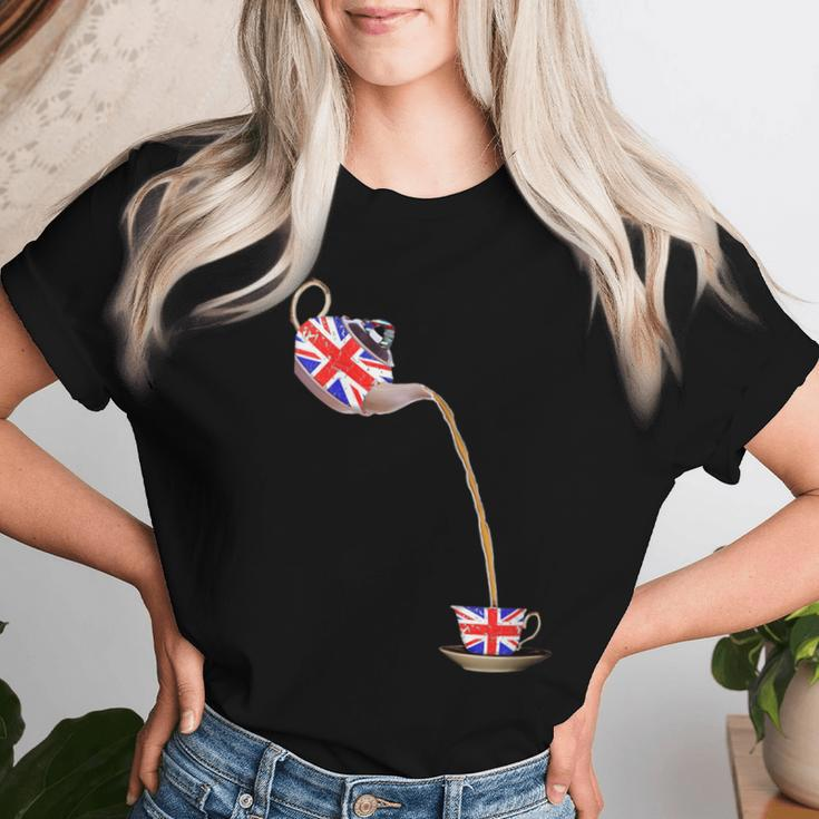 Union Jack Flag Of The United Kingdom Teapot And Teacup Women T-shirt Gifts for Her