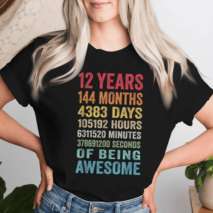 Vintage 12 Years Old Being Awesome 12Th Birthday Boys Girls Women T-shirt Gifts for Her