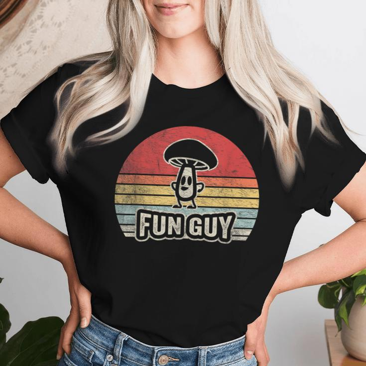 Vintage Fun Guy Fungi Mushroom Fungus Humor Women T-shirt Gifts for Her