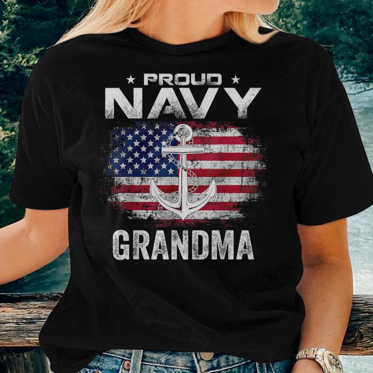 Vintage Proud Navy Grandma With American Flag Veteran Women T-shirt Gifts for Her