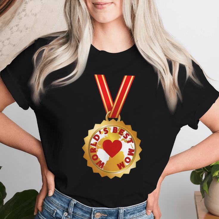 World's Best Mom Gold Medal Mother's Day Women T-shirt Gifts for Her