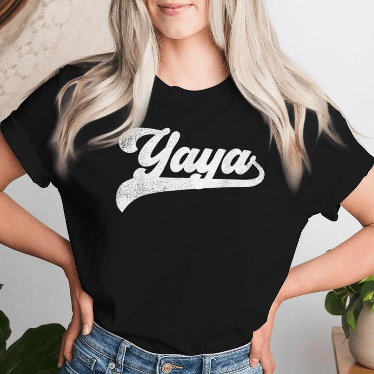 Yaya Mother's Day Yaya Women T-shirt Gifts for Her