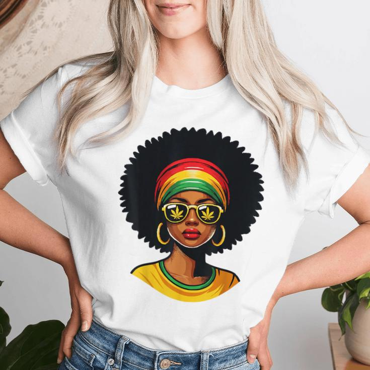 Africa Woman Headscarf Nubian Melanin Popping Black History Women T-shirt Gifts for Her