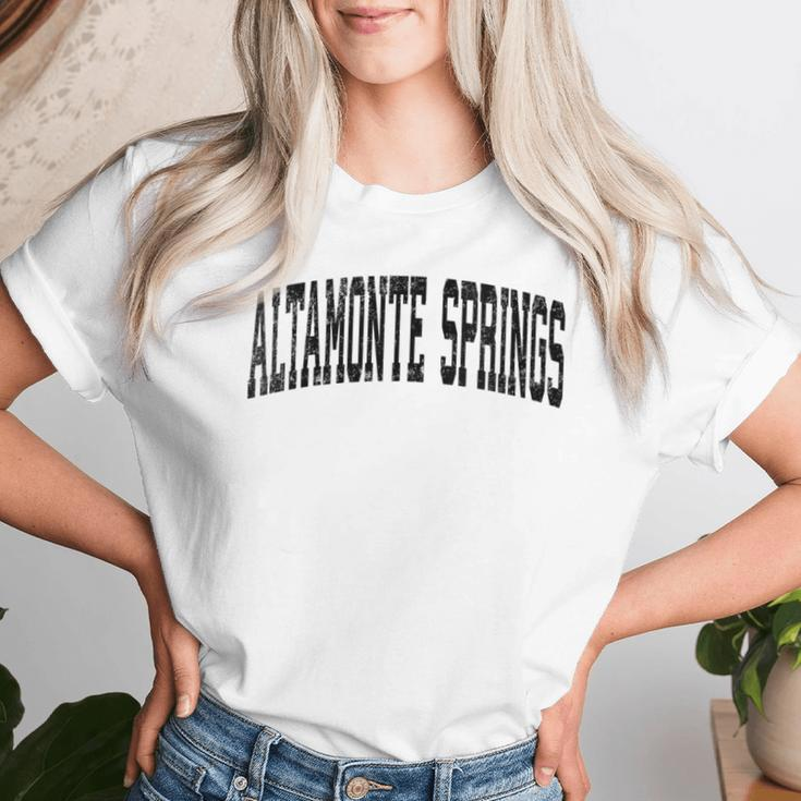 Altamonte Springs Florida Fl Vintage Athletic Sports Black D Women T-shirt Gifts for Her