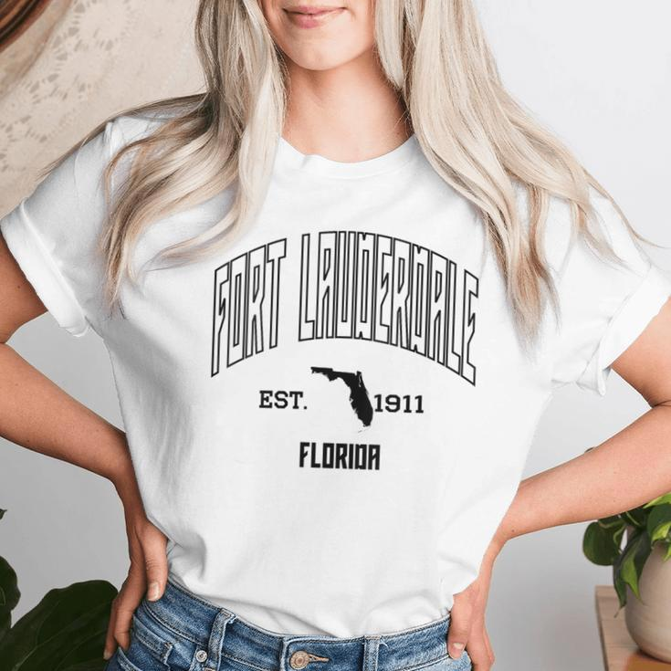 Athletic Fort Lauderdale Florida Fl Throwback Souvenir Women T-shirt Gifts for Her