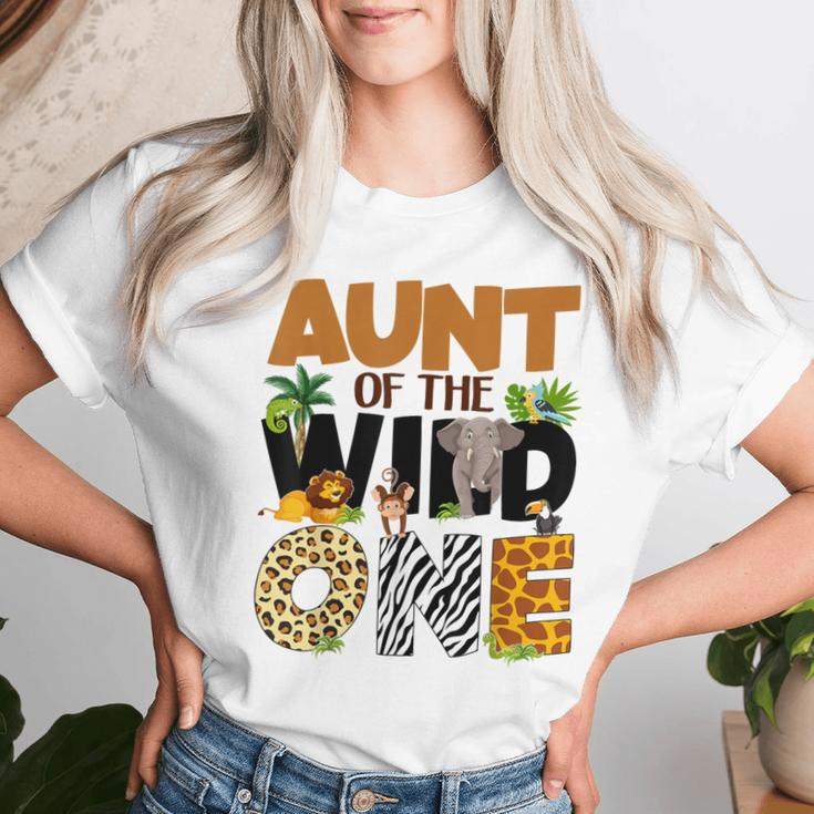 Aunt Of The Birthday Wild One Safari Boy Family Matching Women T-shirt Gifts for Her