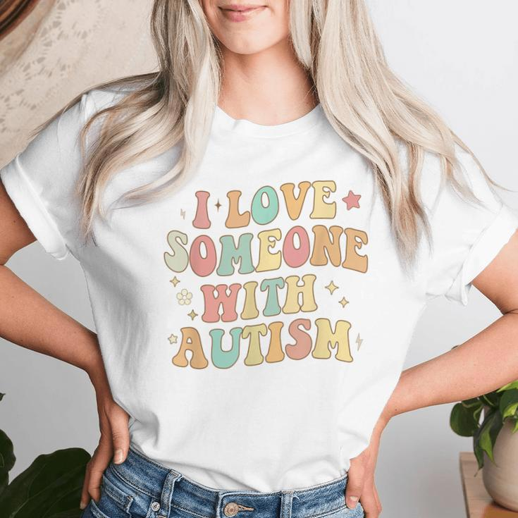 Autism Month Family Groovy I Love Someone With Autism Women T-shirt Gifts for Her
