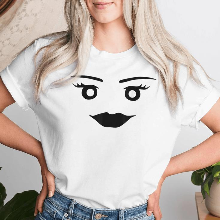 Block Brick Smile Face Minifigure Mom Master Builder Family Women T-shirt Gifts for Her