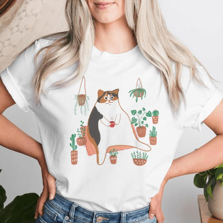 Calico Cat With Pot Plants Cat Lover For Mom Women Women T-shirt Gifts for Her