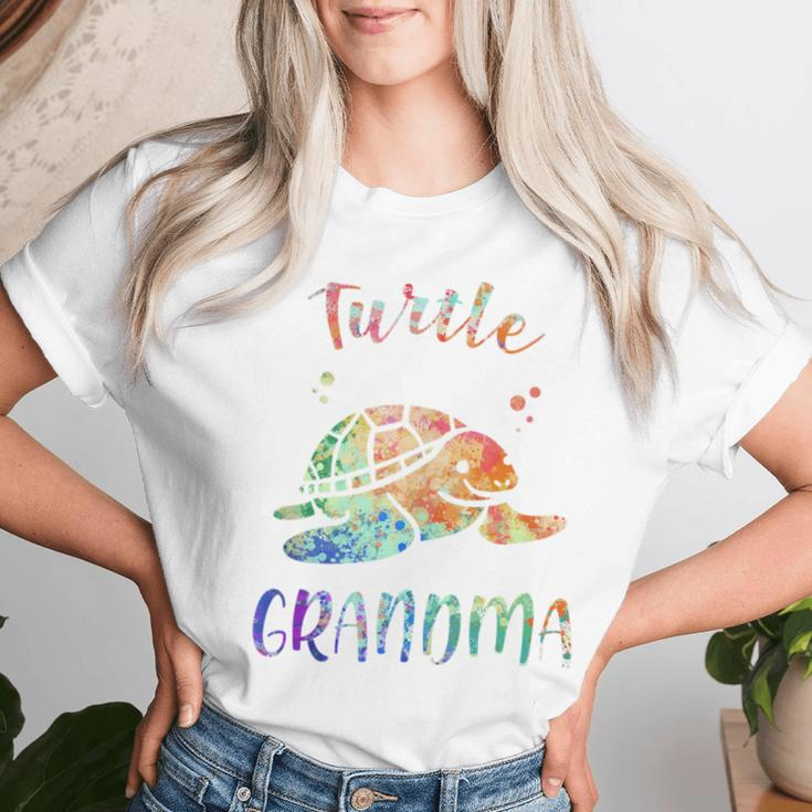 Colorful Turtle Grandma Promoted To Grandma 2021 Nana Women T-shirt Gifts for Her