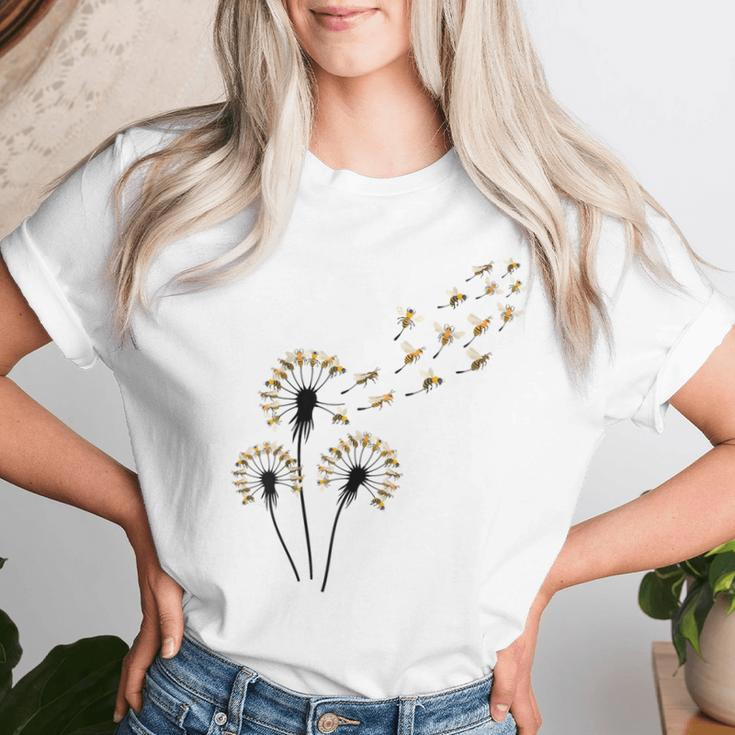 Flower Dandelion Bees For Bee Lover Bee Women T-shirt Gifts for Her