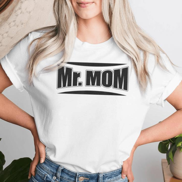 Hilarious Mr Mom Strong Father Pun Women T-shirt Gifts for Her