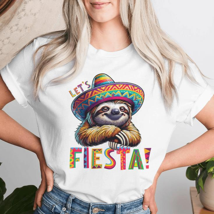 Let's Fiesta Sloth Cinco De Mayo Fiesta Mexican Women T-shirt Gifts for Her