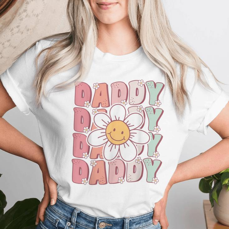 Groovy Daddy Matching Family Birthday Party Daisy Flower Women T-shirt Gifts for Her