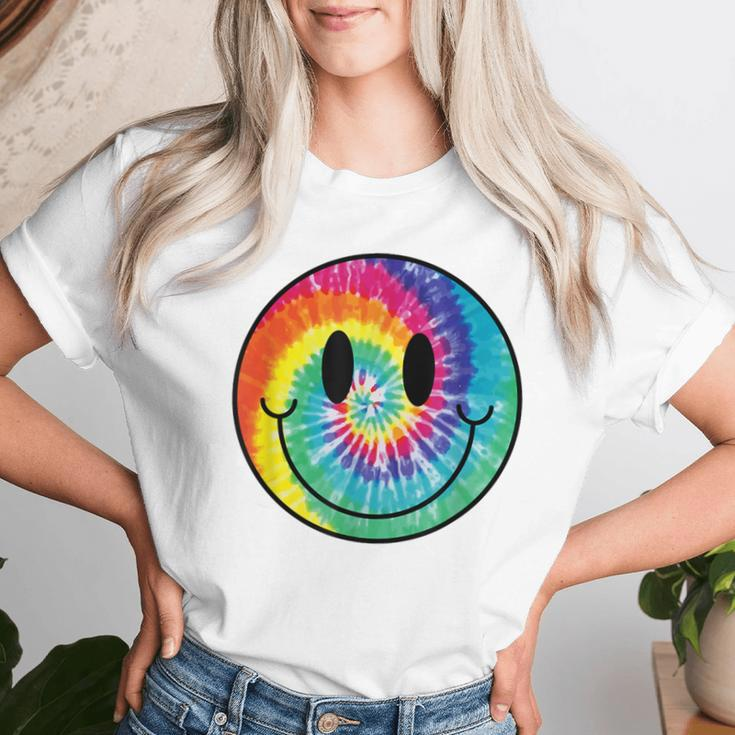 Happy Face Cute Aesthetic Tie Dye Smile Face Men Women T-shirt Gifts for Her