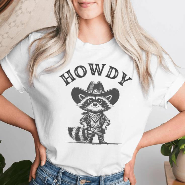 Howdy Cowboy Raccoon Howdy Raccoon Howdy Animal Women T-shirt Gifts for Her
