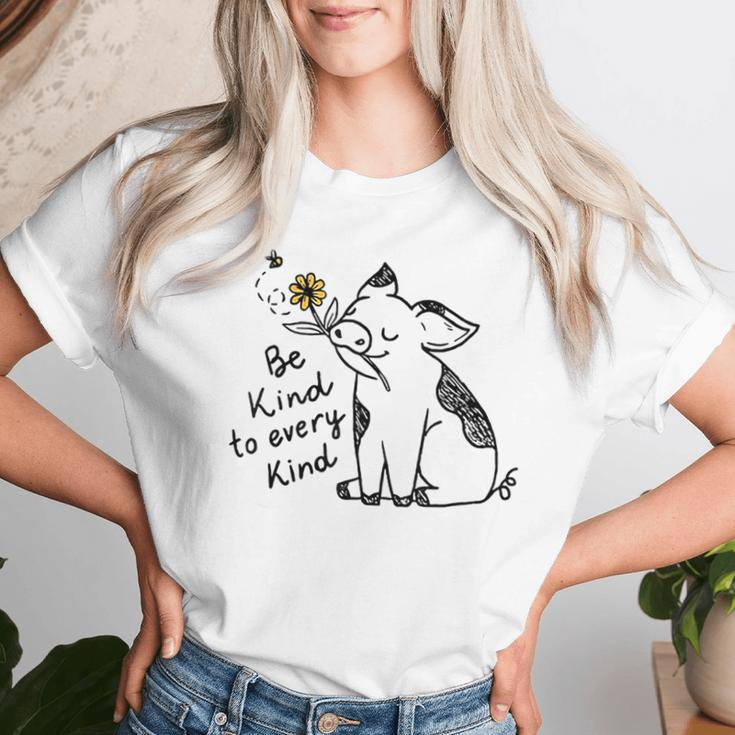 Be Kind To Every Kind Pig Women T-shirt Gifts for Her