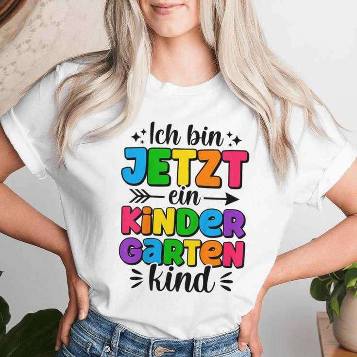 Kinder Ich Bin Ein Kindergartenkind 2024 Junge Mädchen Kindergarten T-shirt Frauen Geschenke für Sie
