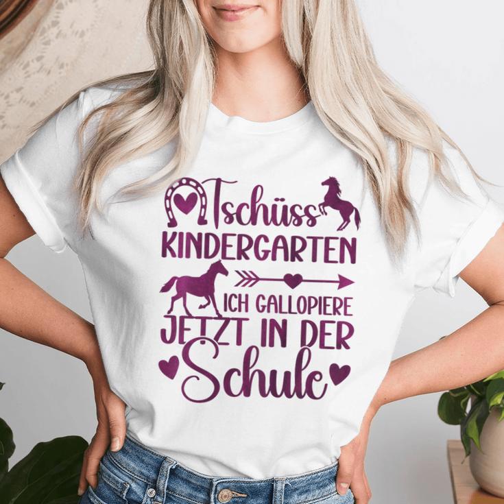 Kinder Schulkind 2024 Mädchen Pferd Einschulung 2024 Mädchen T-shirt Frauen Geschenke für Sie