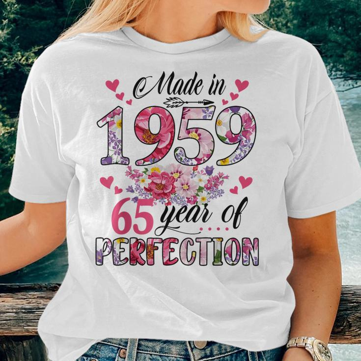 Made In 1959 Floral 65 Year Old 65Th Birthday Women Women T-shirt Gifts for Her