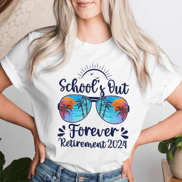 School's Out Forever Retired 2024 Teacher Retirement Women T-shirt Gifts for Her