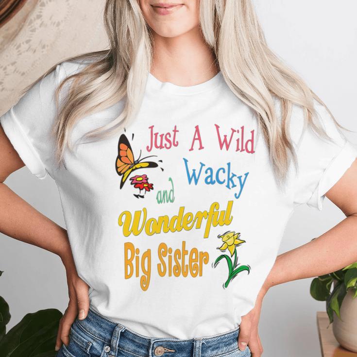 Wonderful Big Sister Best Big Sister Ever Floral Women T-shirt Gifts for Her