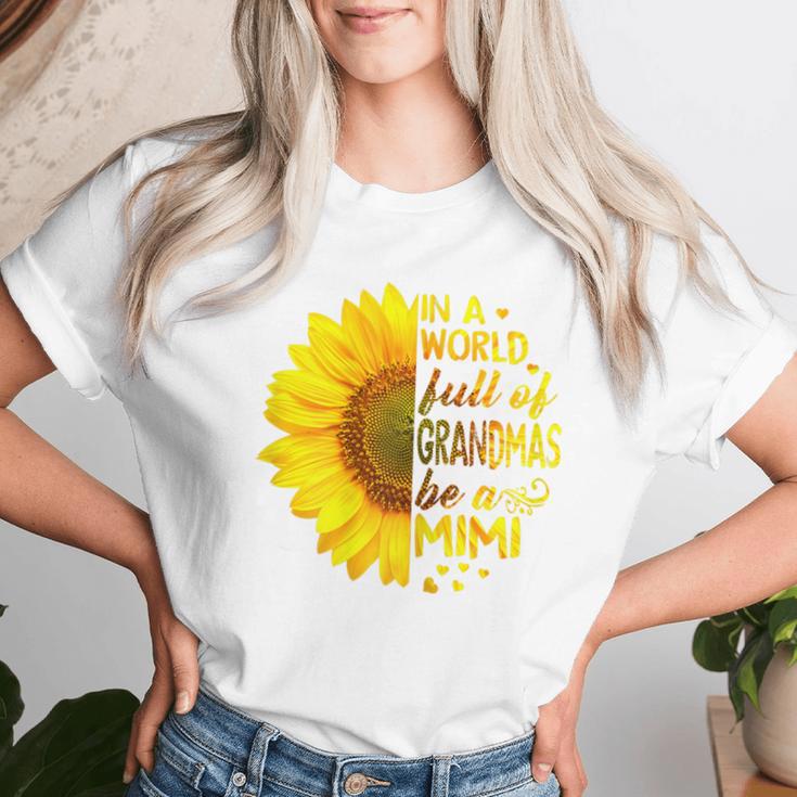 In A World Full Of Grandmas Be Mimi Sunflower Women T-shirt Gifts for Her