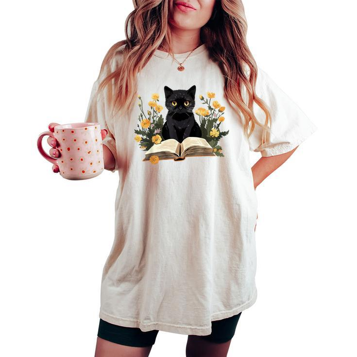 Cat For Book Lover Cute Cat And Book Women's Oversized Comfort T-shirt